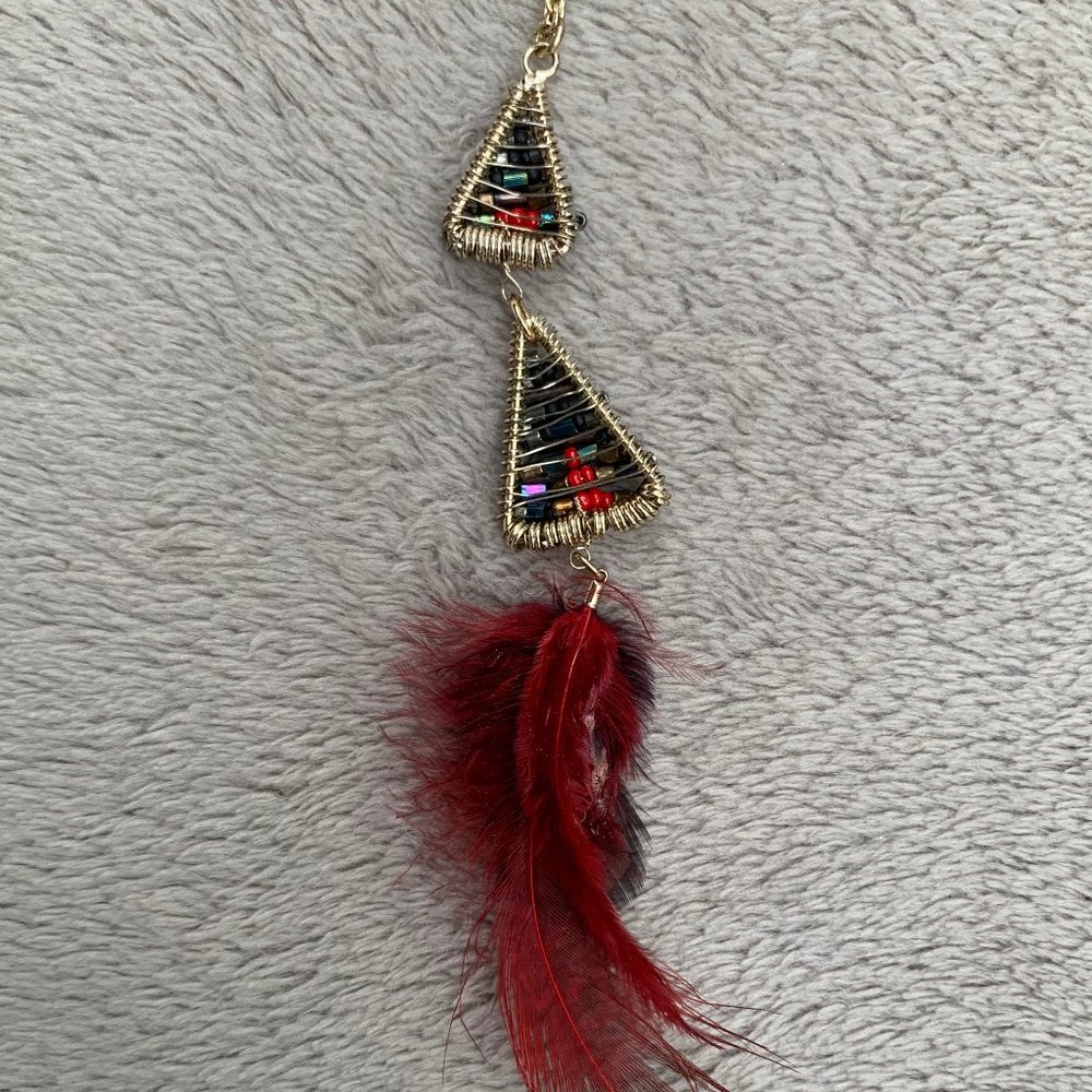 Express Layered Golden-Toned Beaded Triangles and Feather Necklace - Picture 11 of 15